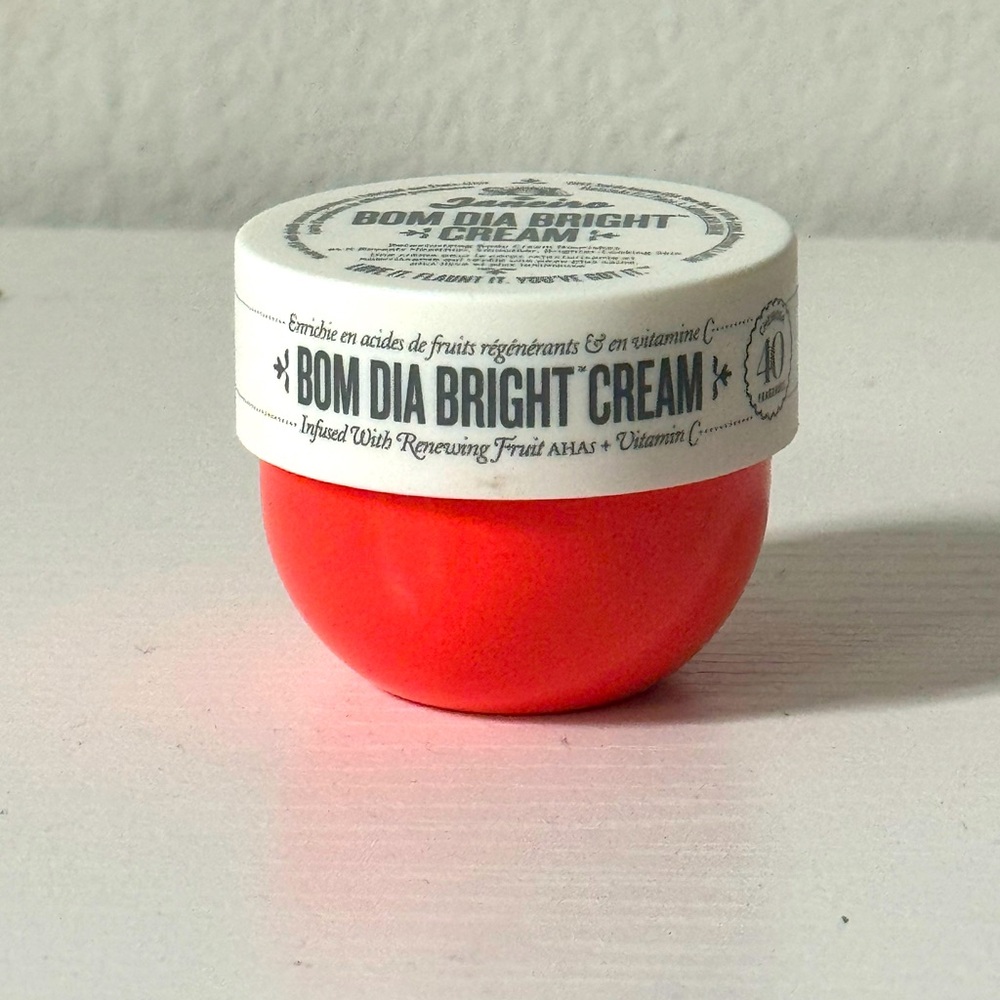 Sol de Janiero Bom Dia Bright™ Visibly Brightening and Smoothing Body Cr…